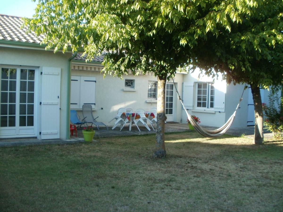 Vacances A St Germain D Esteuil 33340 Villa Saint-Germain-d'Esteuil Luaran gambar